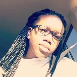 Meet your Posher, Roneisha